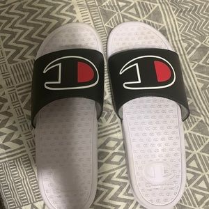 Size 9 Men Champion Slides